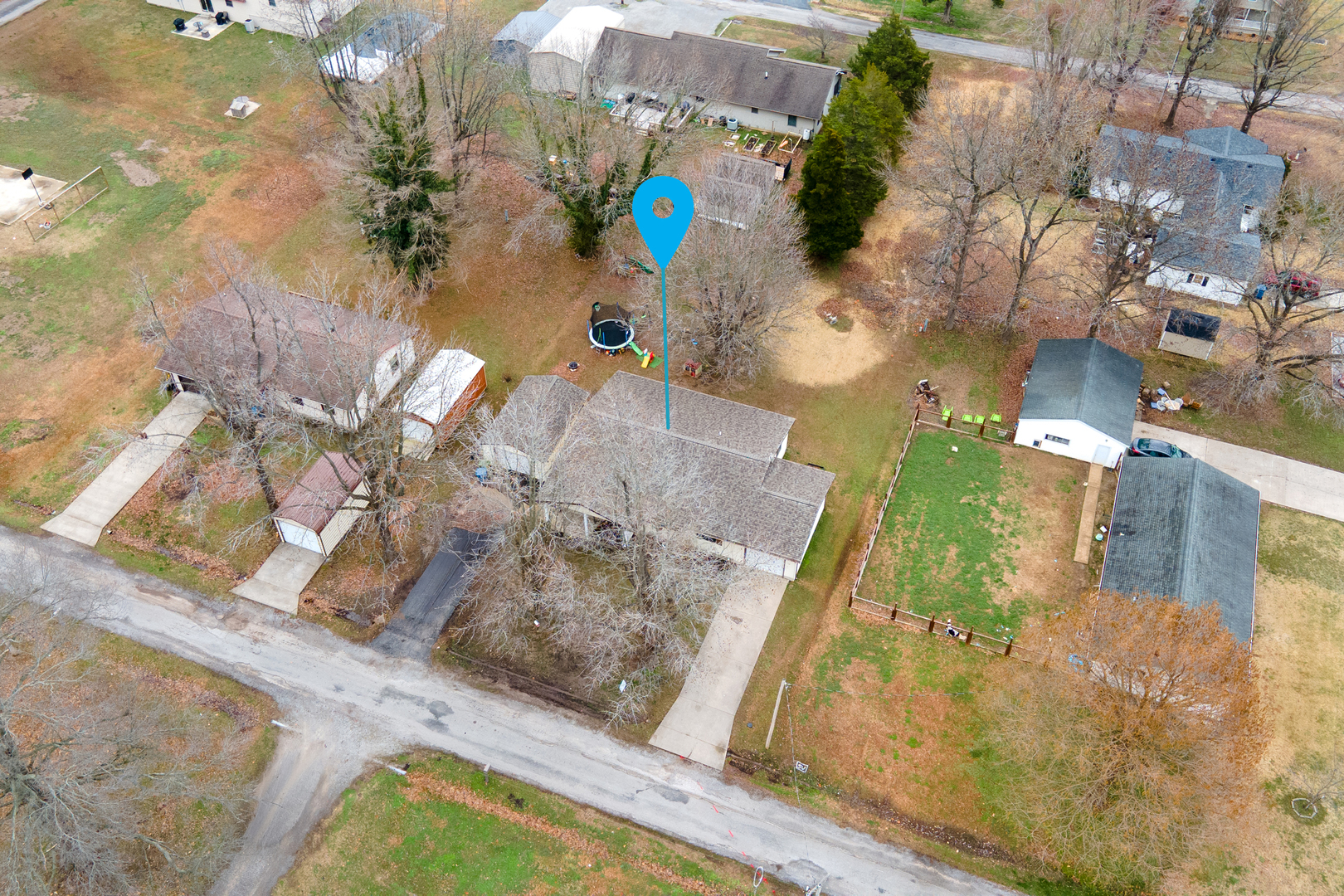 main property photo 25