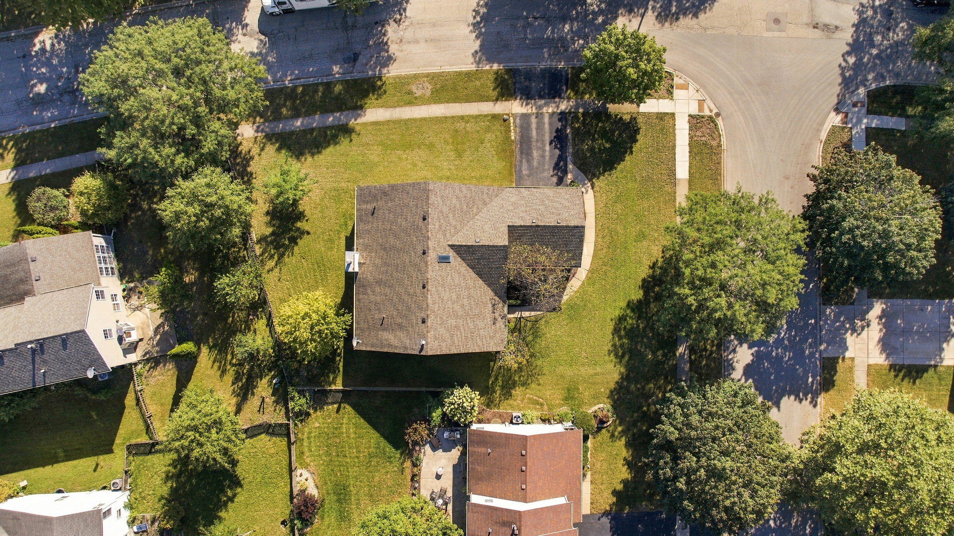 main property photo 44
