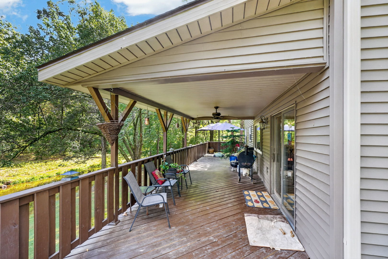 main property photo 42