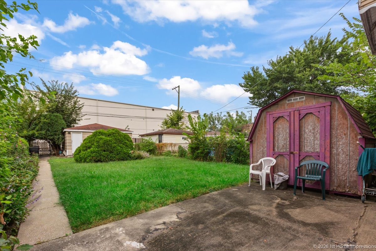 main property photo 13