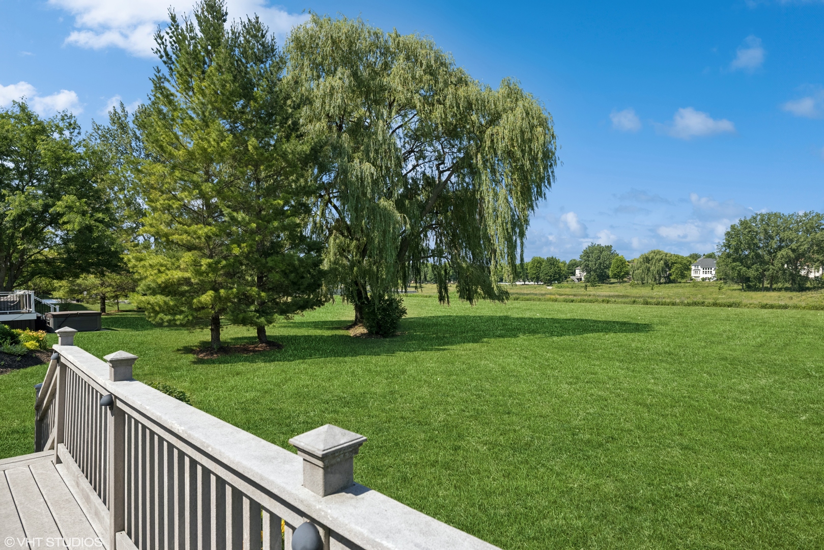main property photo 33