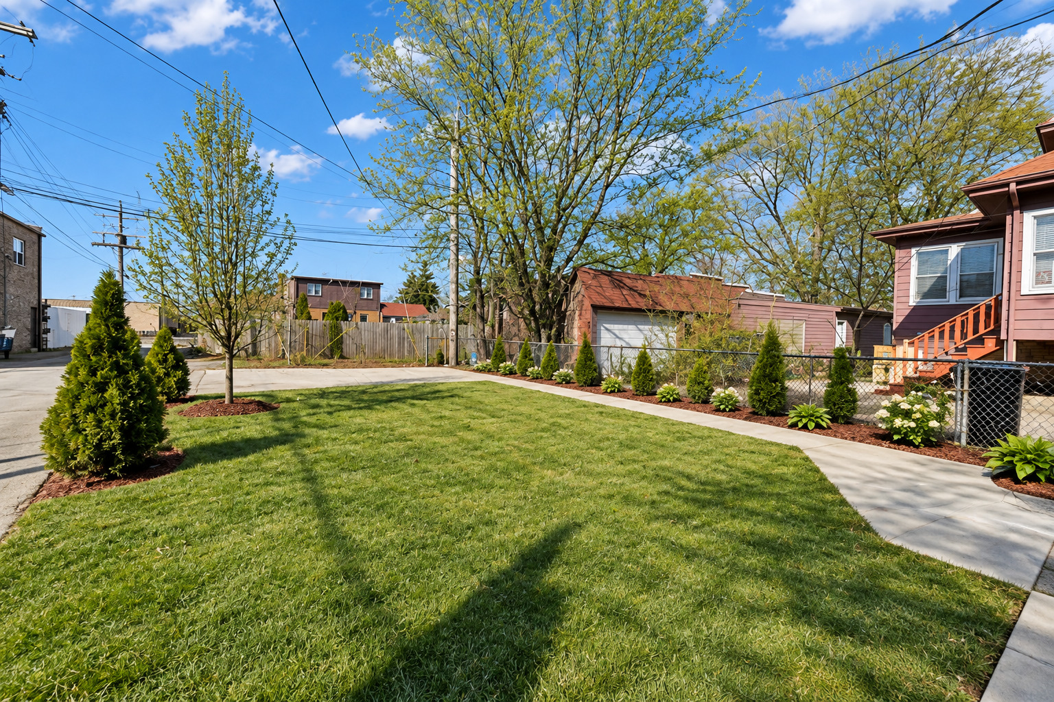 main property photo 37