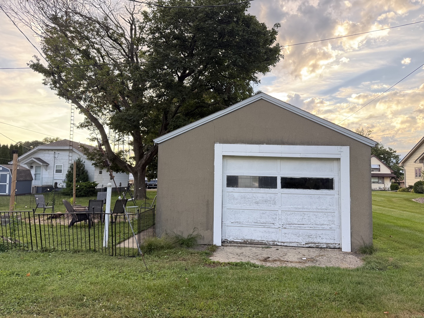 property viewer photo 2