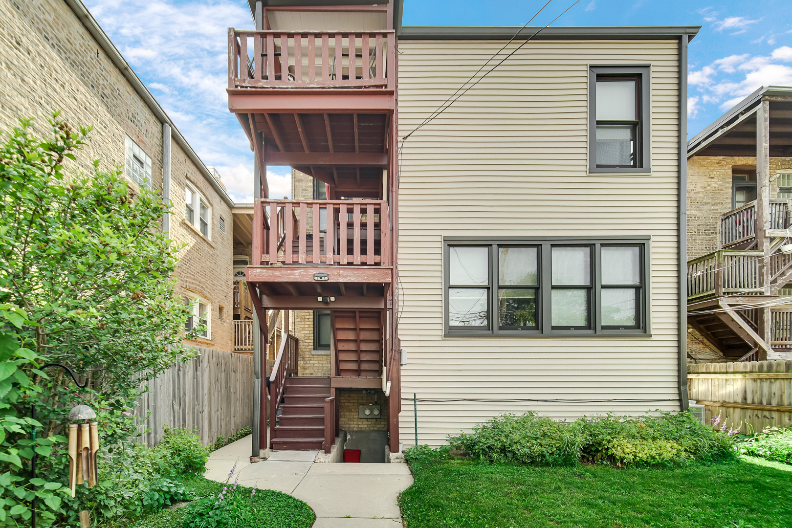 main property photo 14