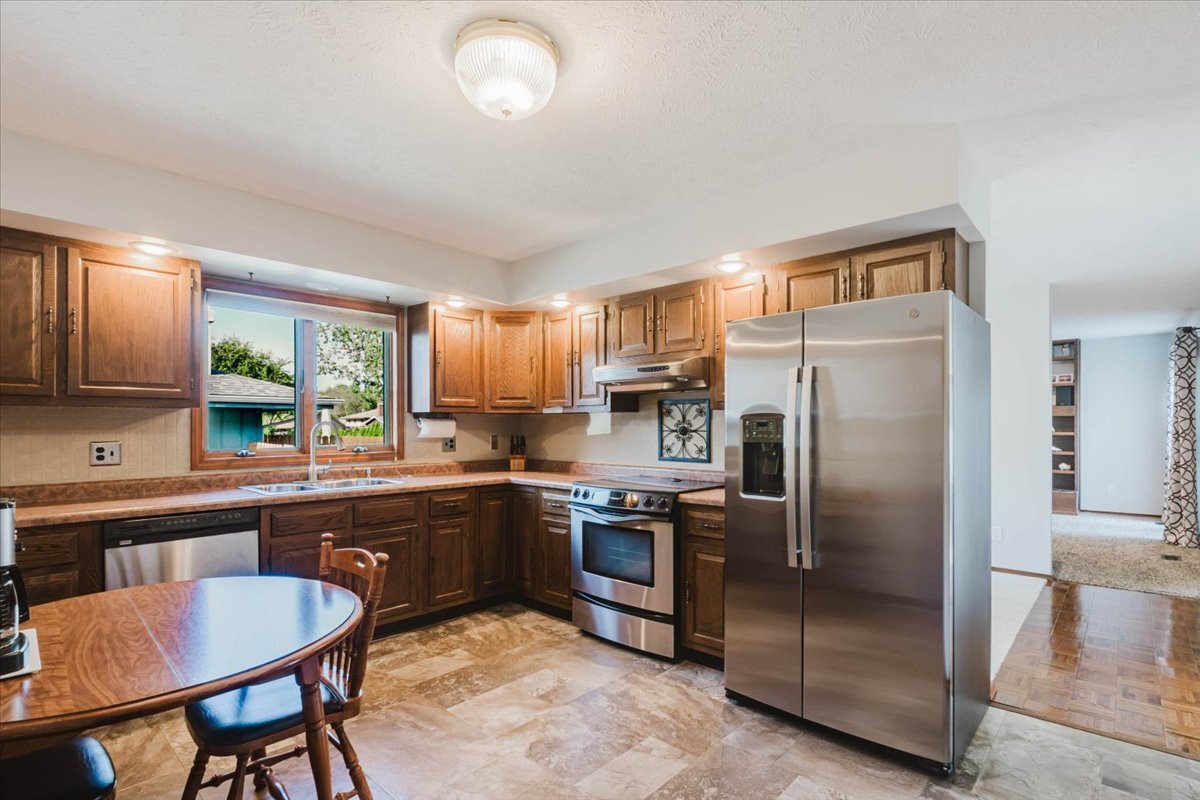 property viewer photo 3