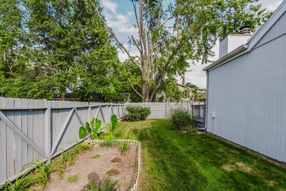 property viewer photo 43