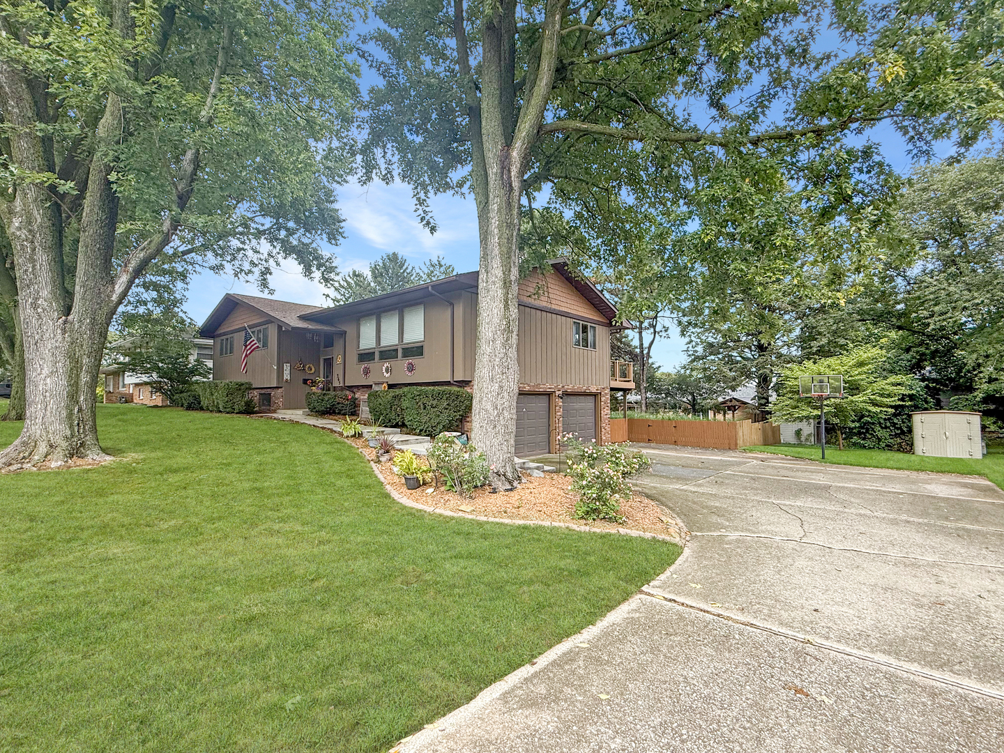 main property photo 4