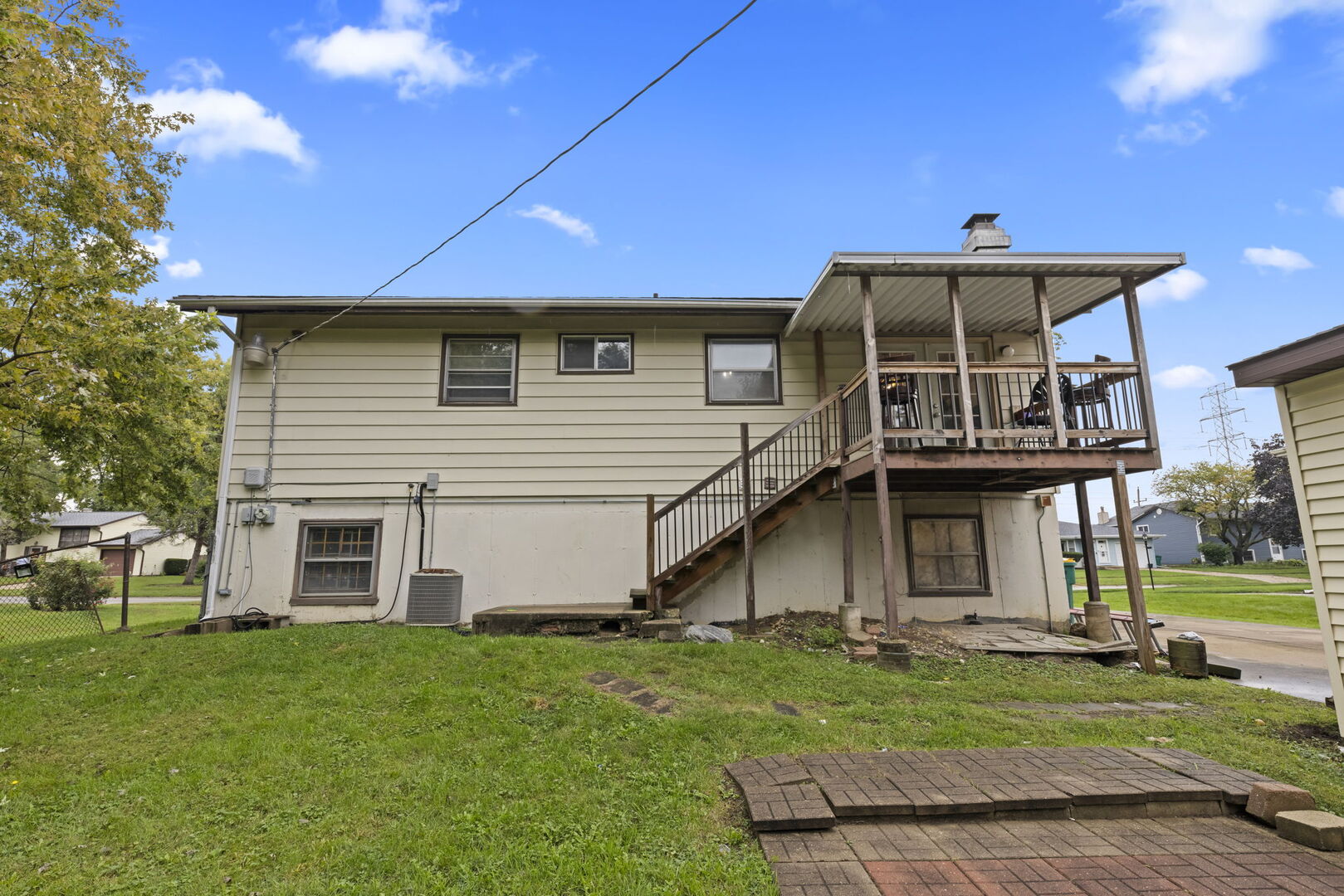 main property photo 22