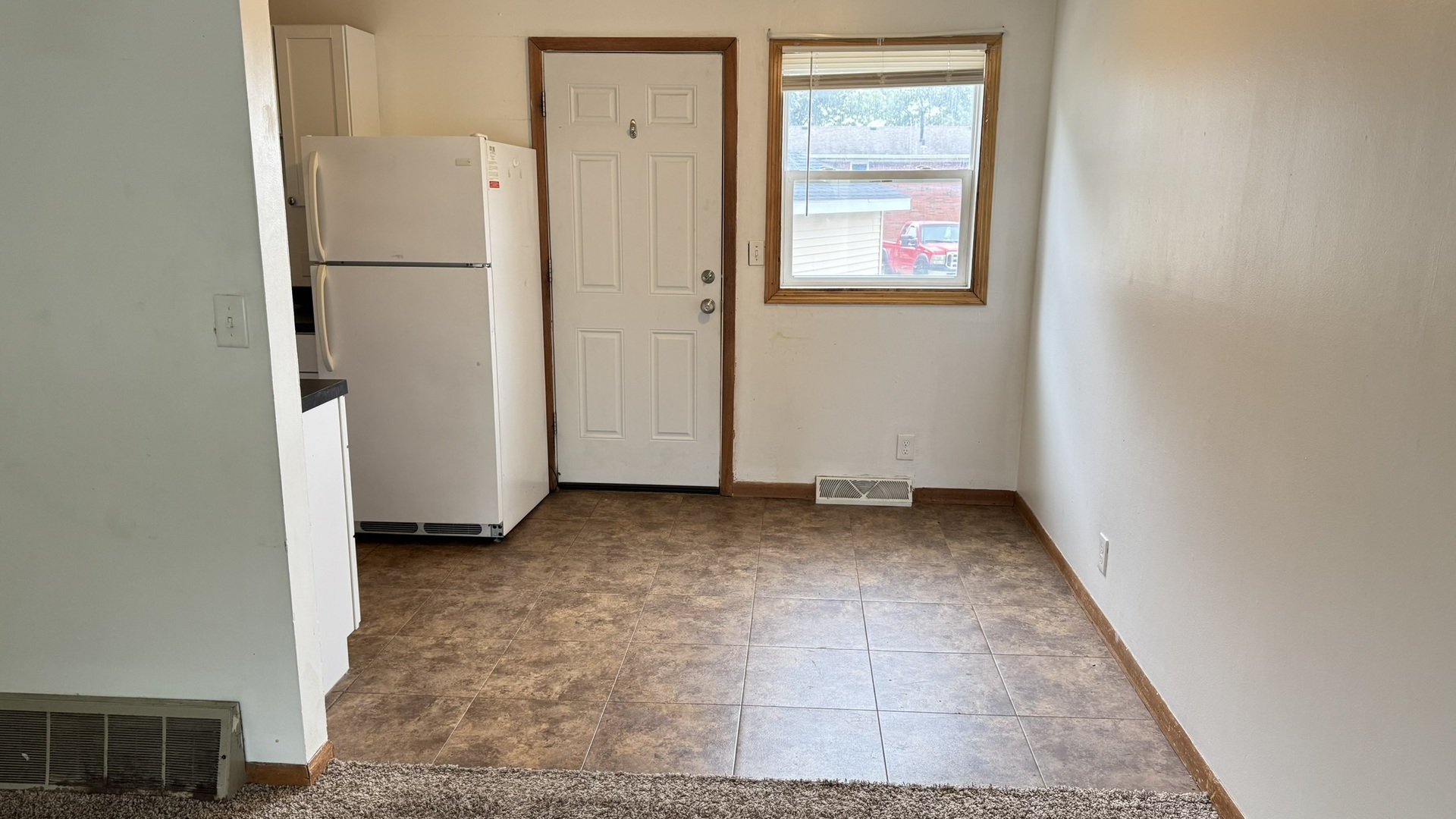property viewer photo 4