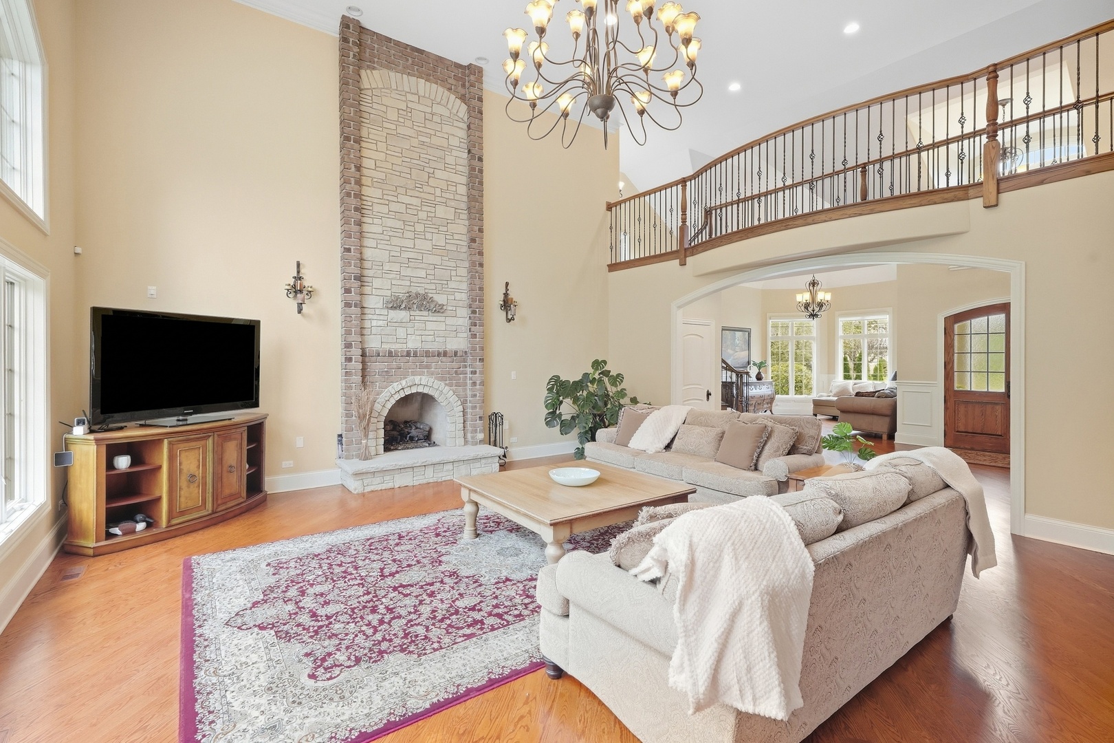 main property photo 11