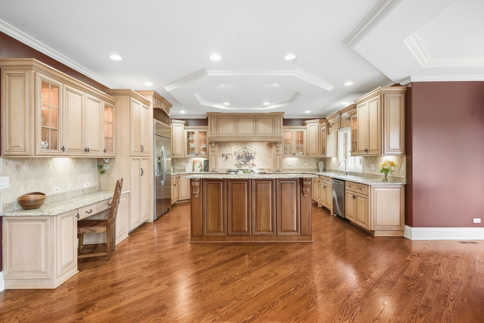 main property photo 13