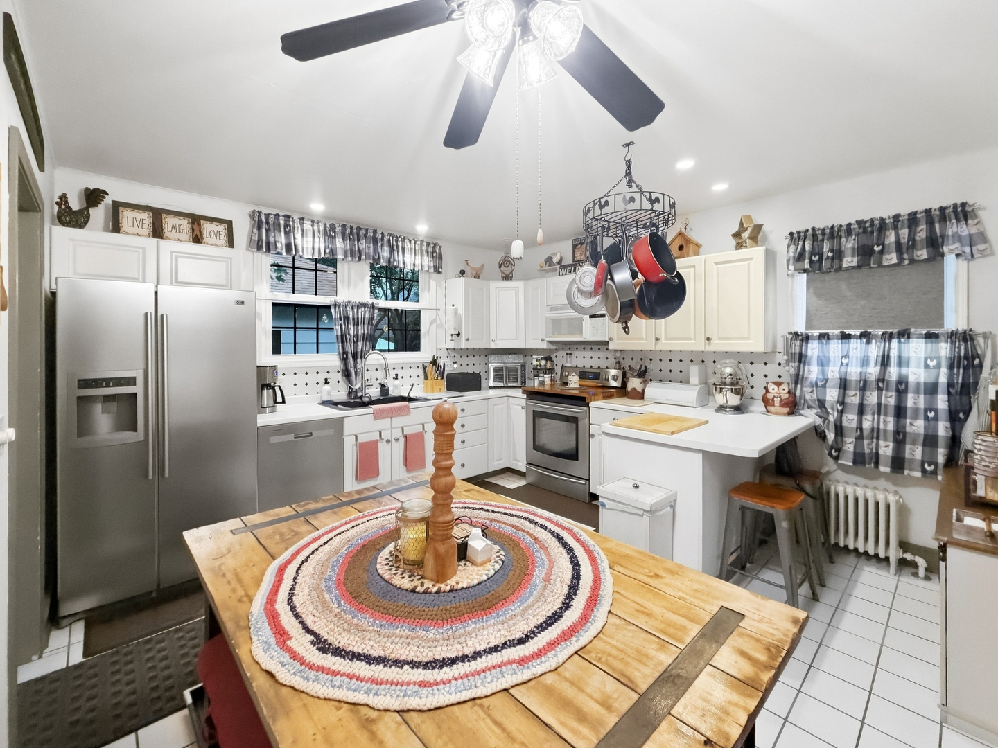 main property photo 18
