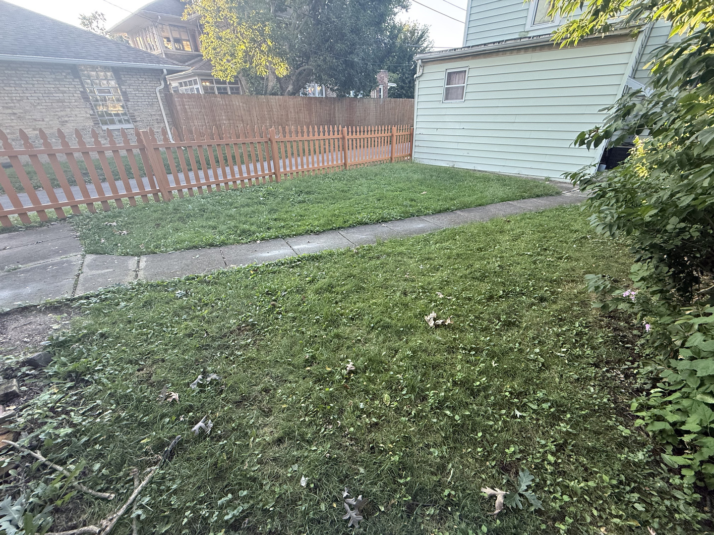 main property photo 18