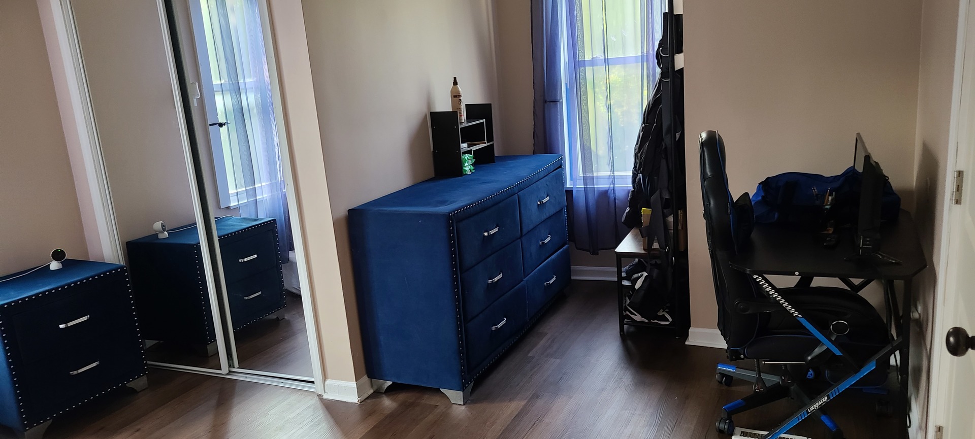 main property photo 8