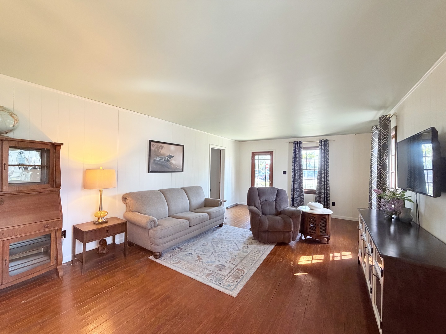 main property photo 16