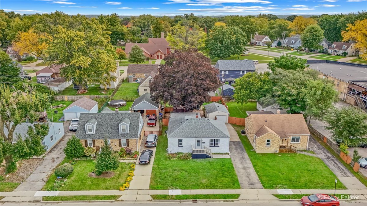 main property photo 33