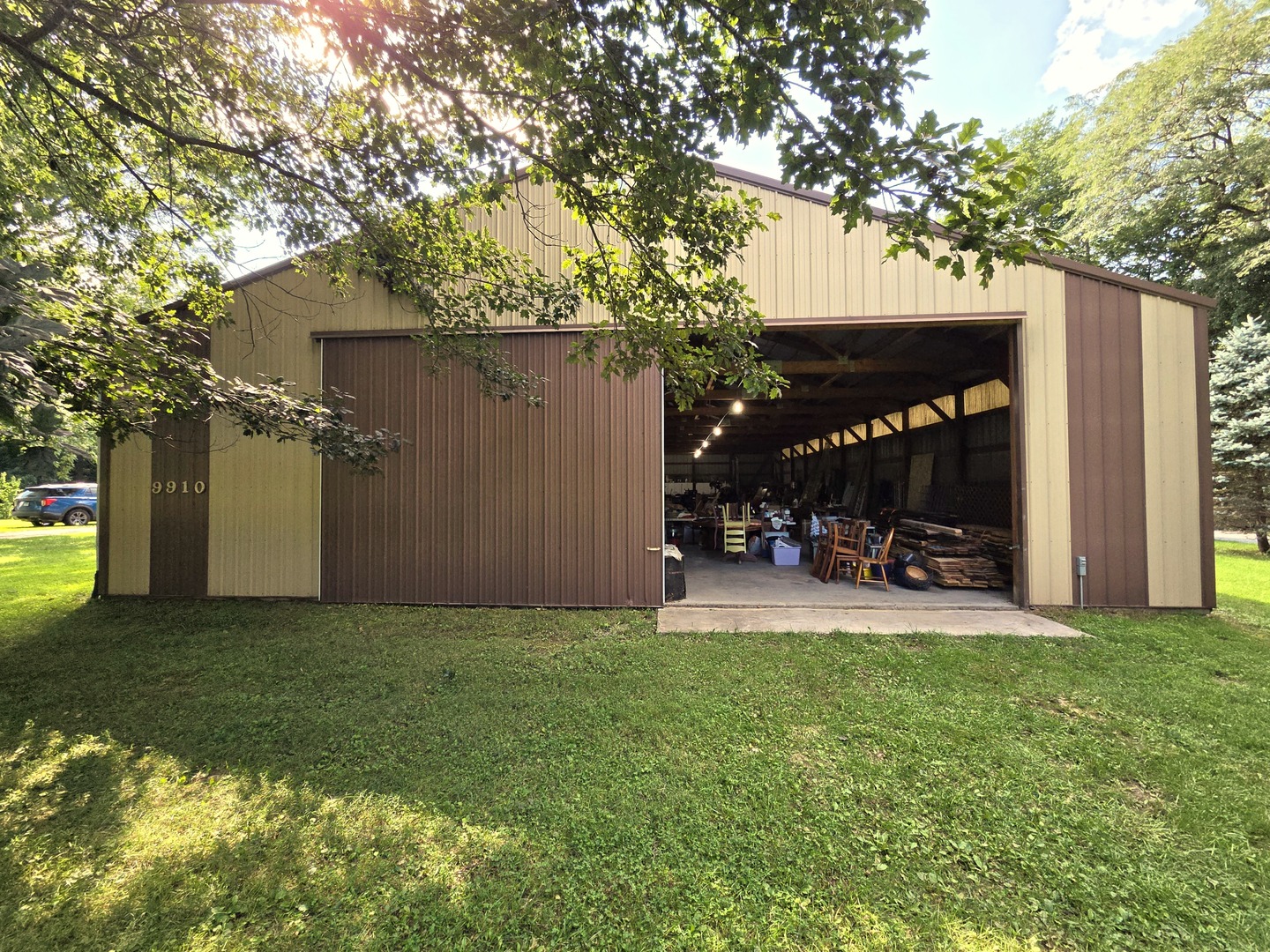 main property photo 41