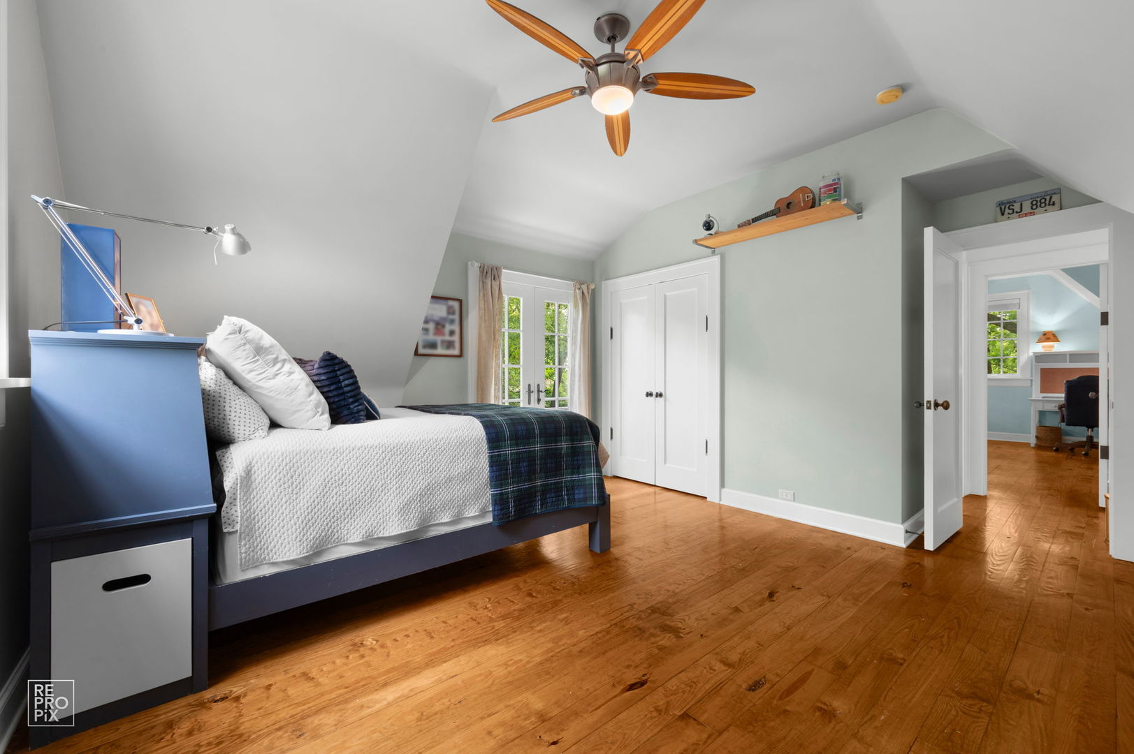 main property photo 44