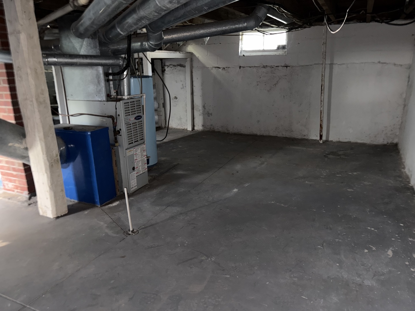 main property photo 32