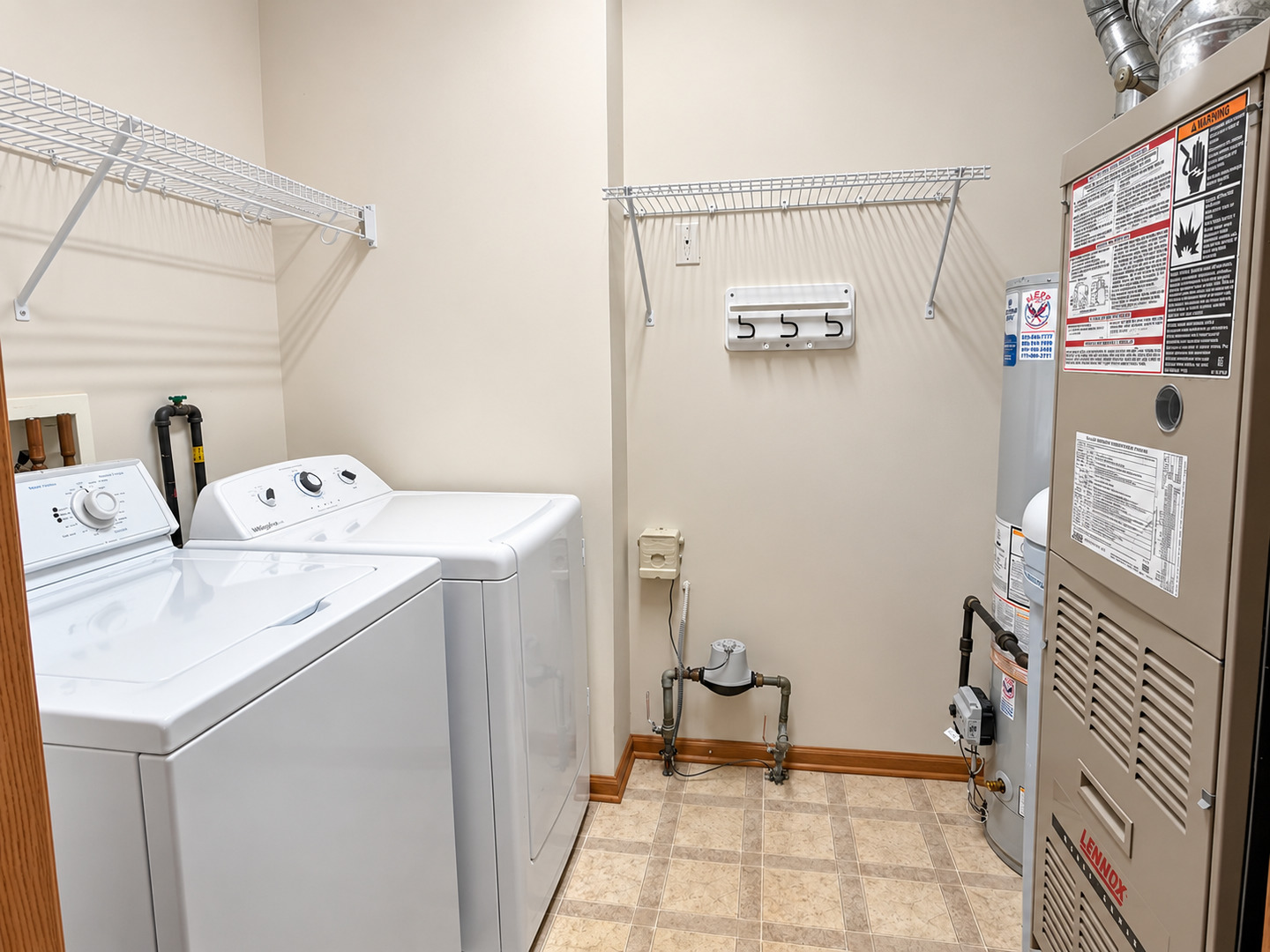 main property photo 14