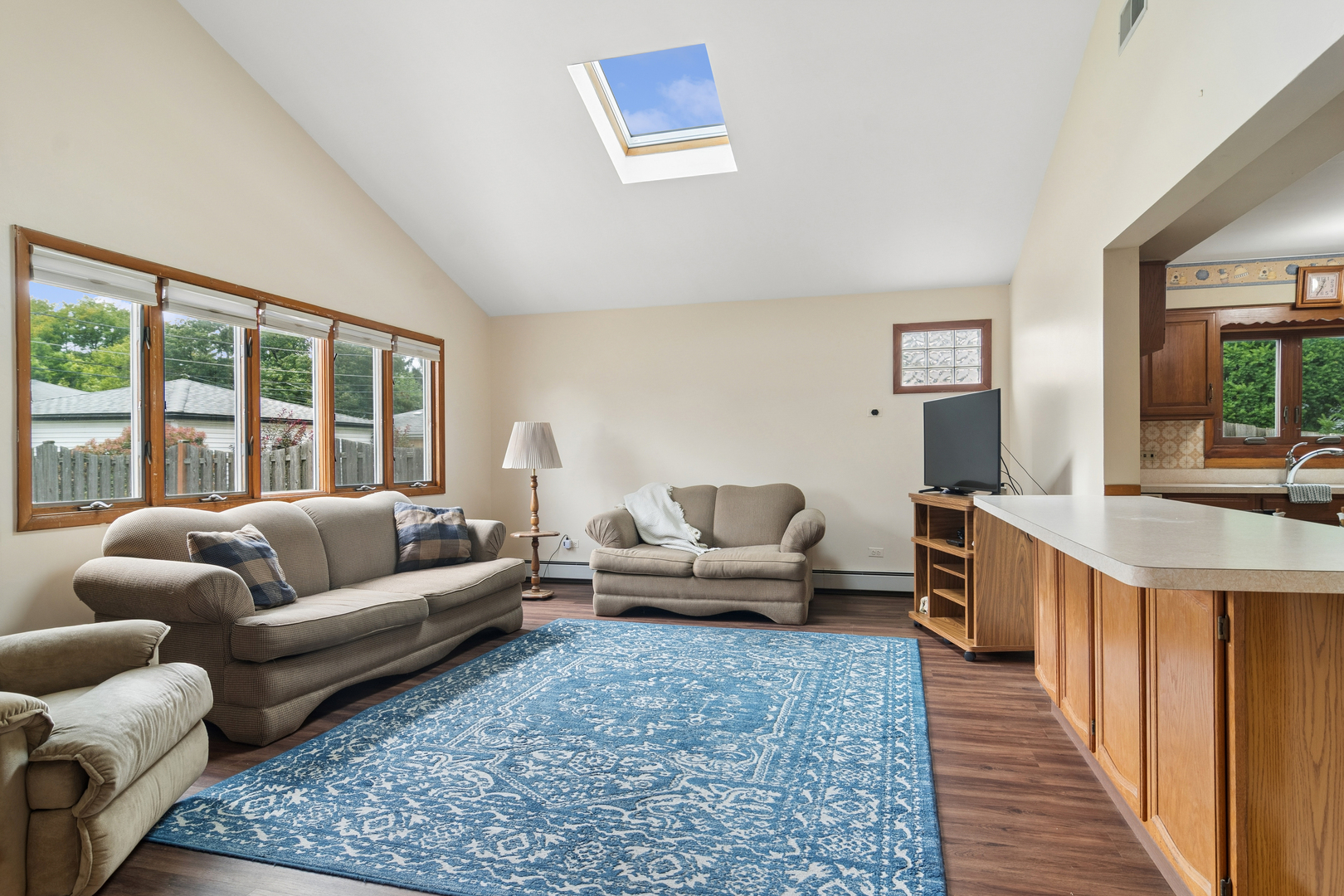 main property photo 5