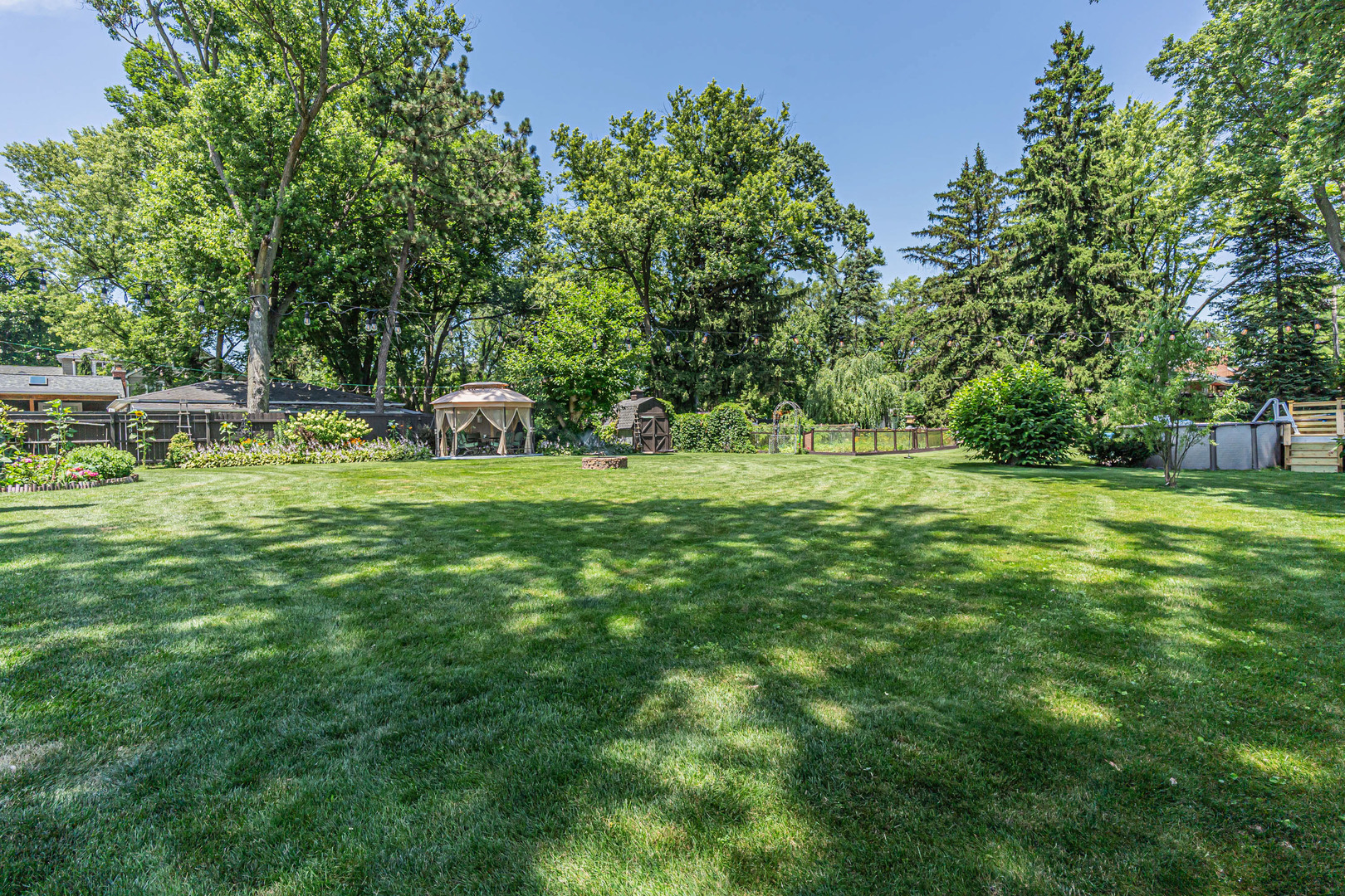 property viewer photo 25