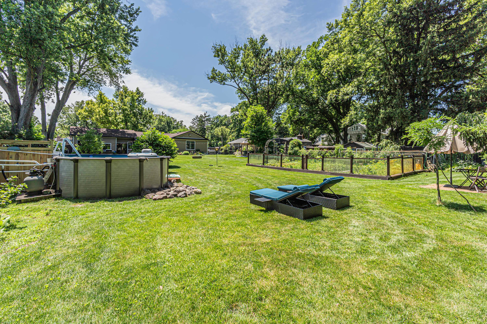 property viewer photo 31