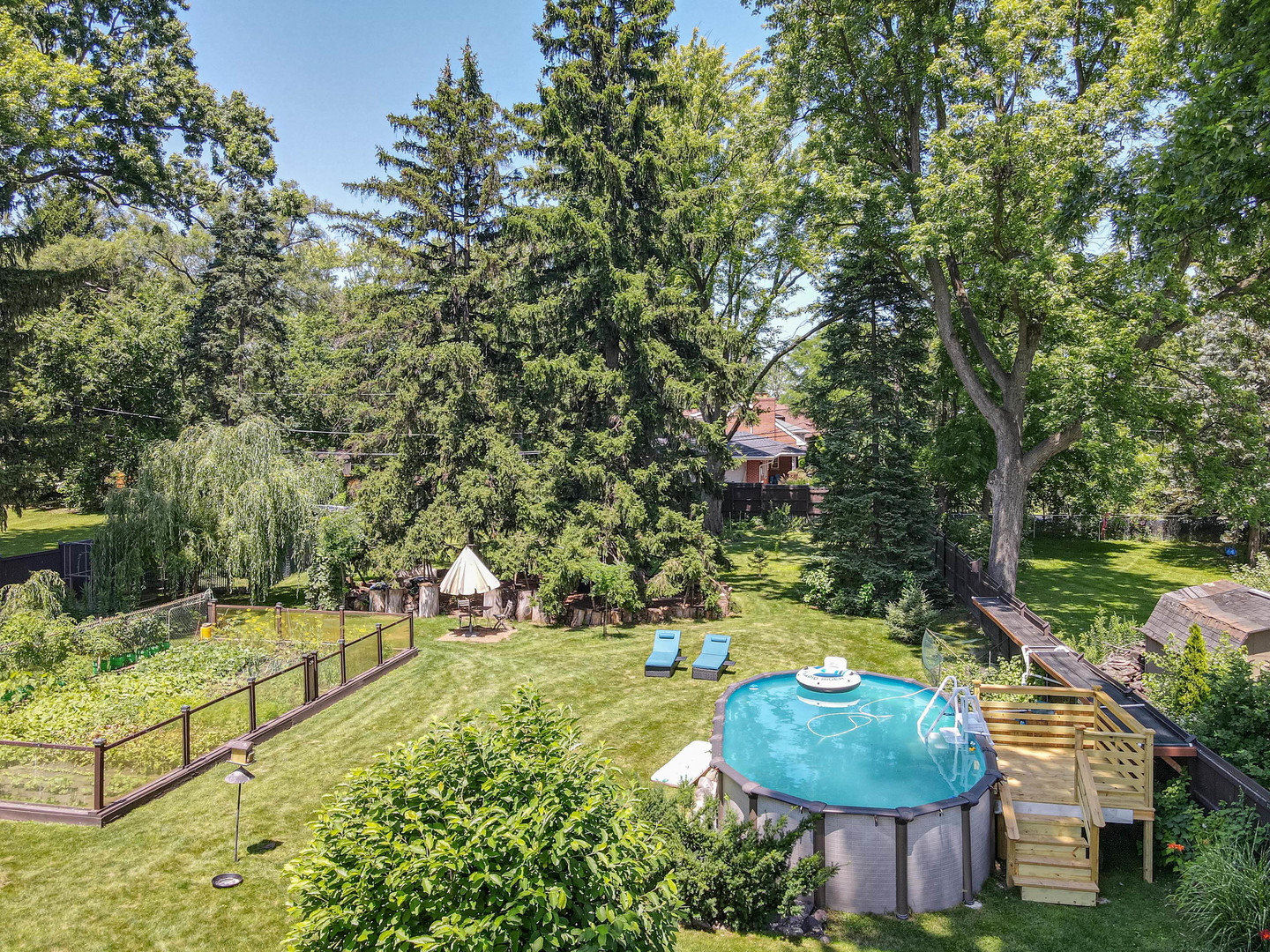 property viewer photo 38