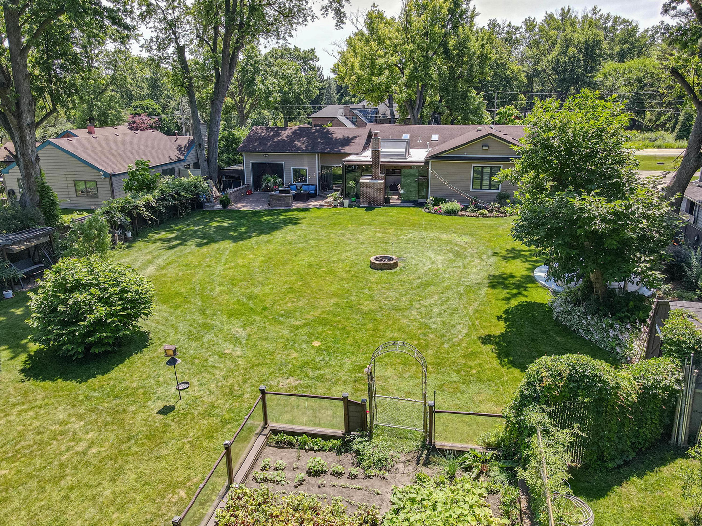 property viewer photo 40