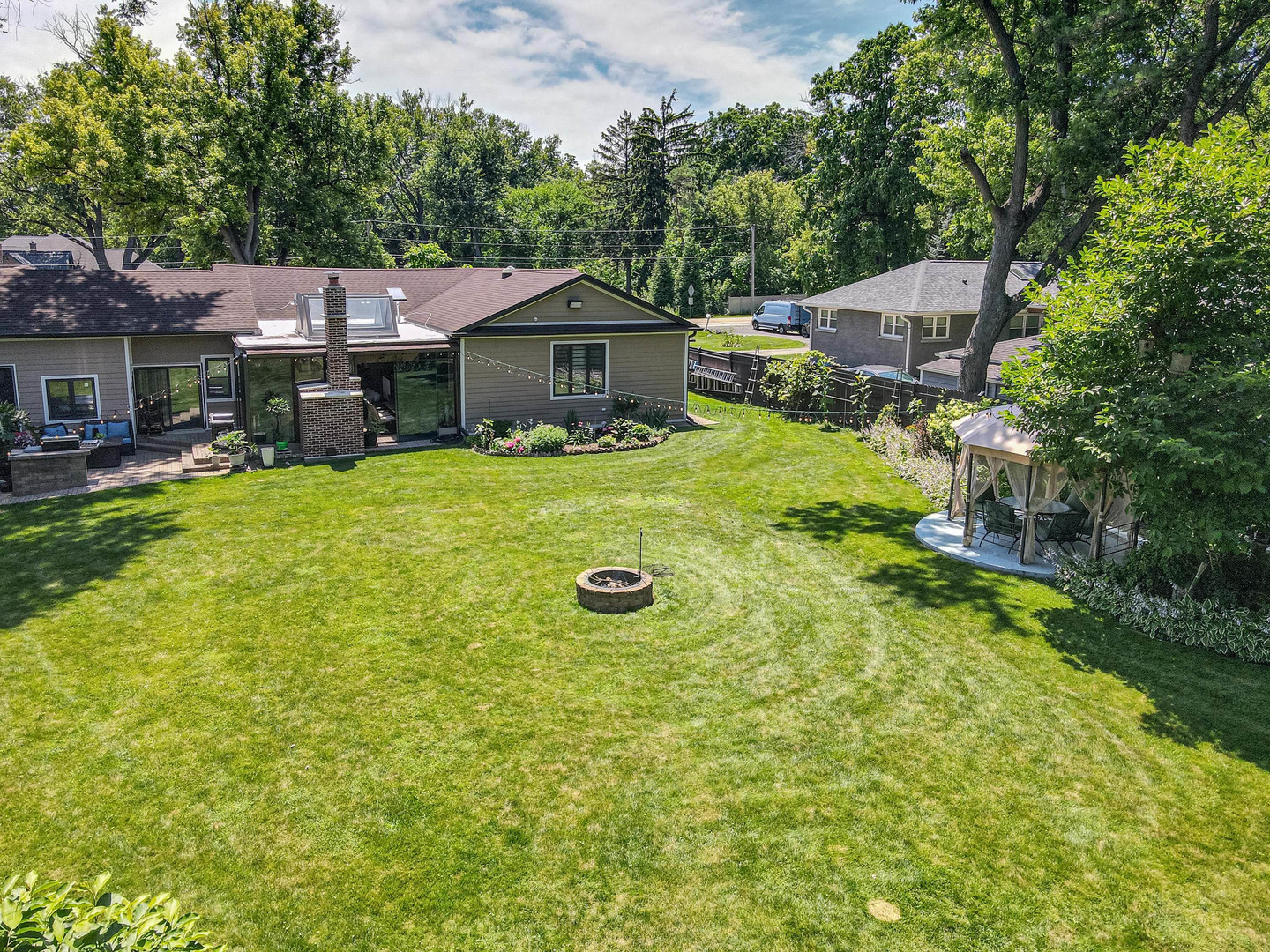 property viewer photo 42