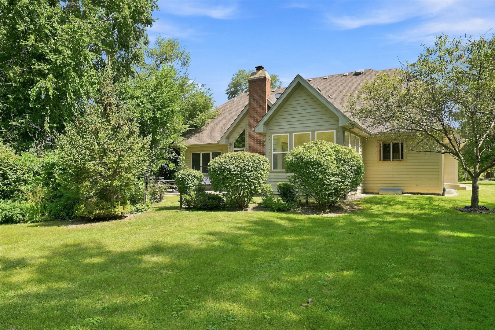 main property photo 33