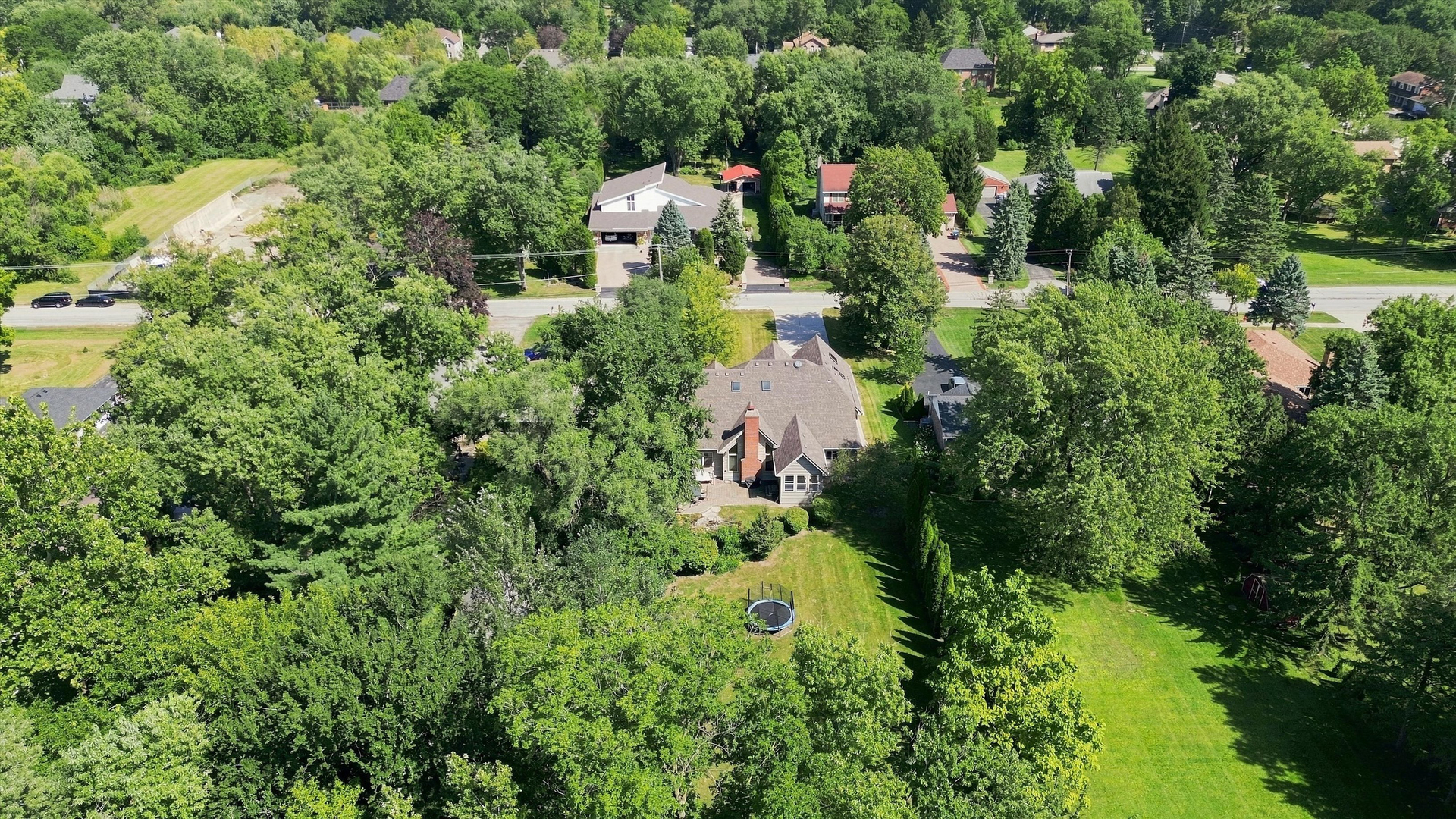main property photo 34