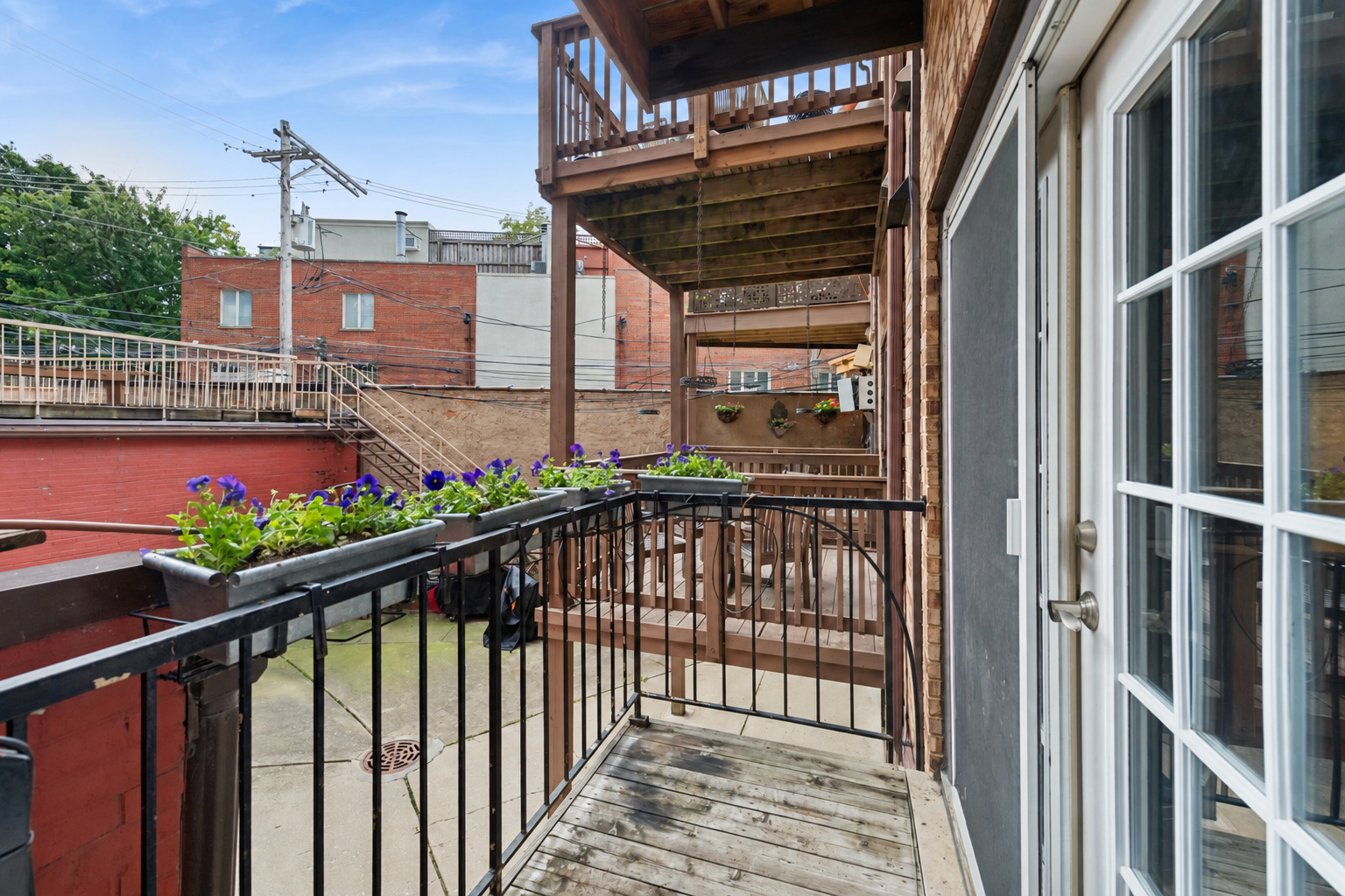 main property photo 15