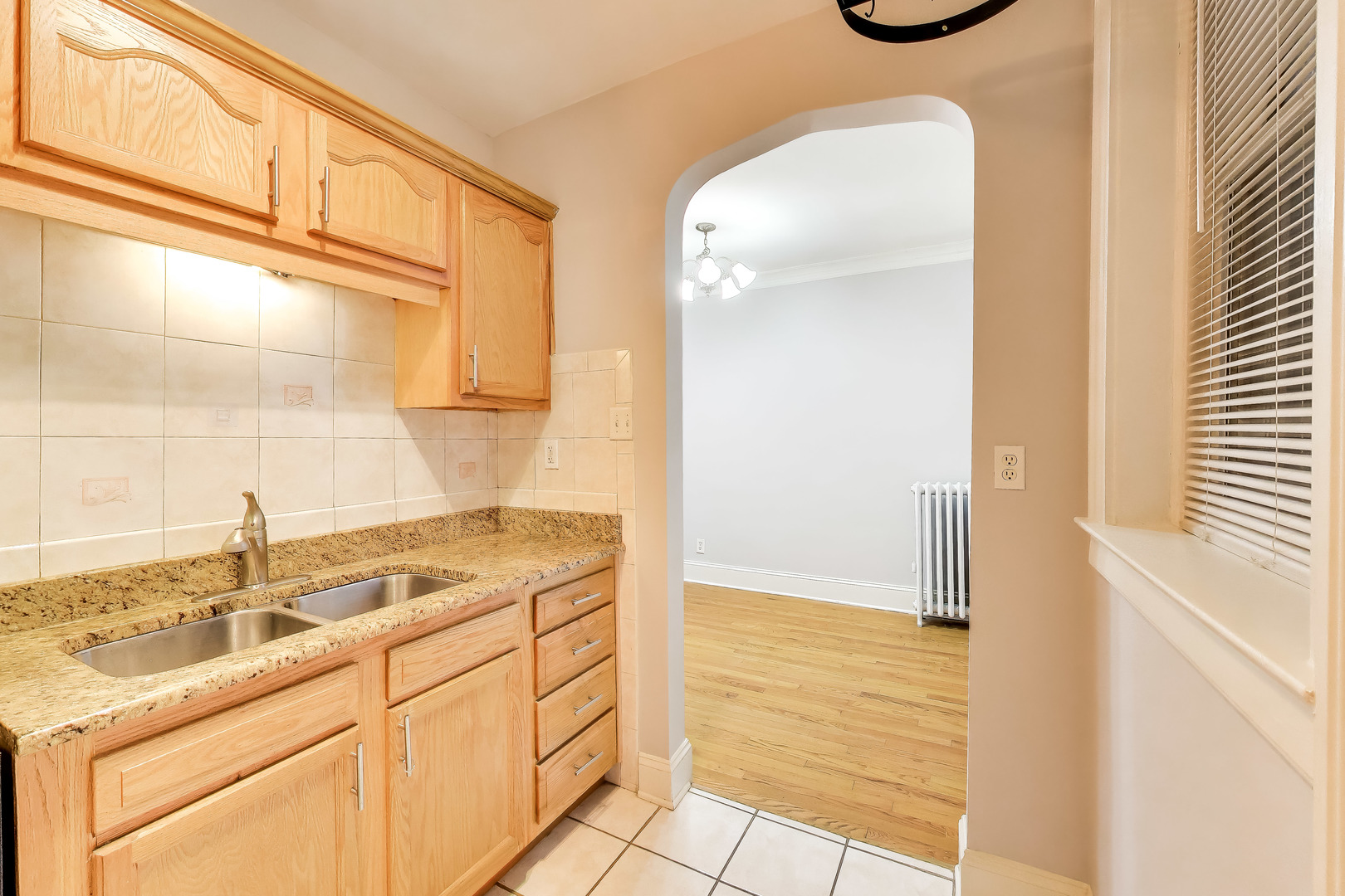 property viewer photo 10