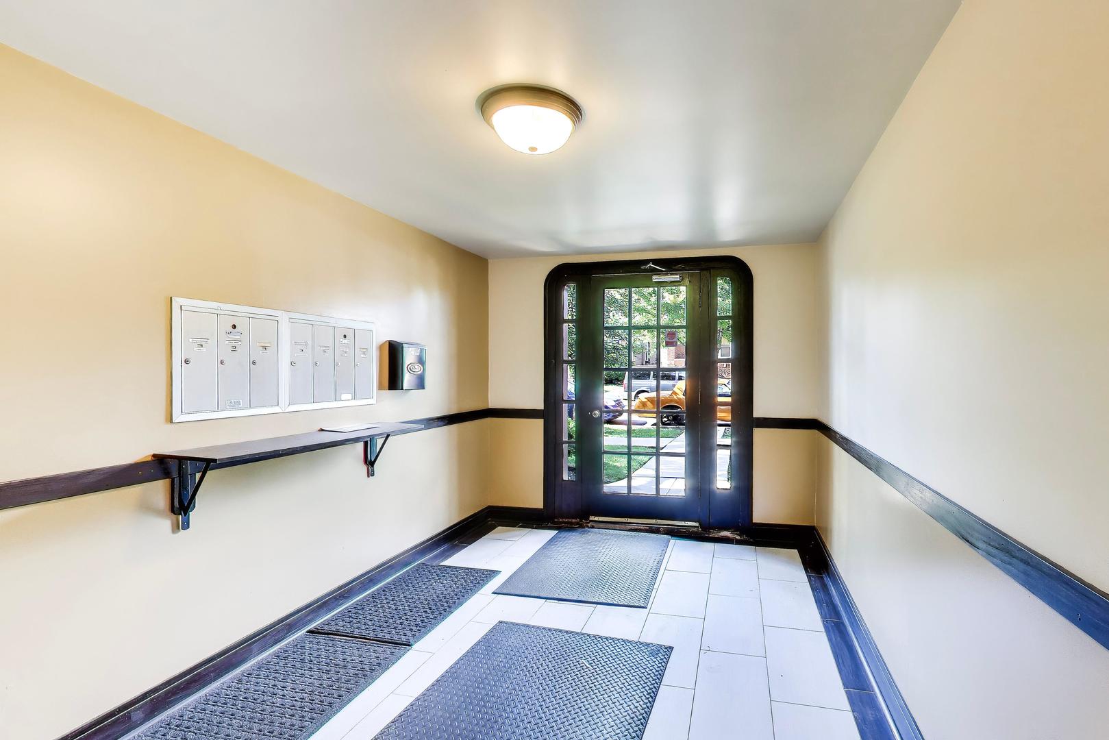property viewer photo 2