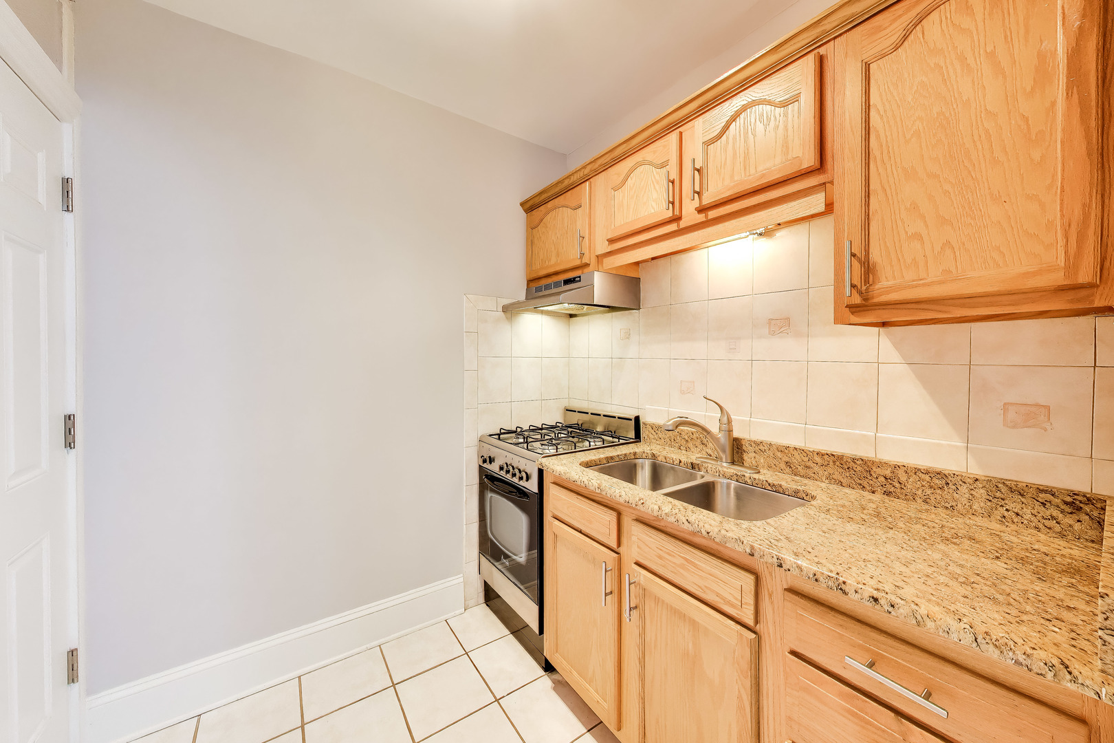 property viewer photo 9