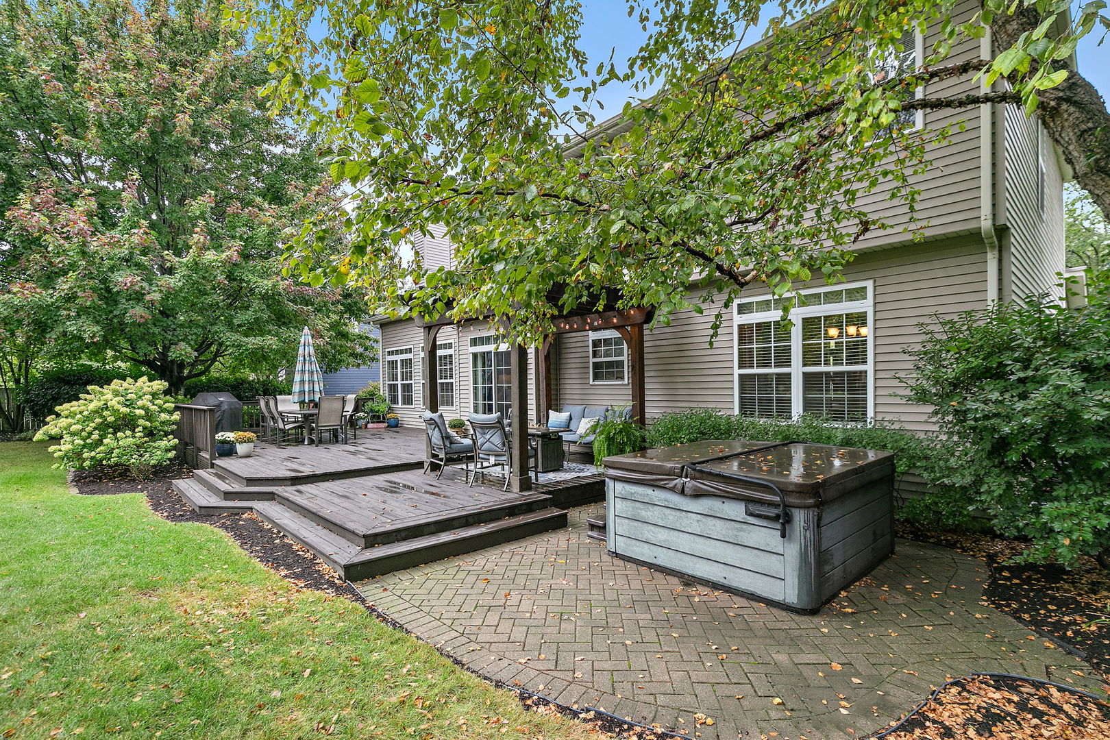 main property photo 35