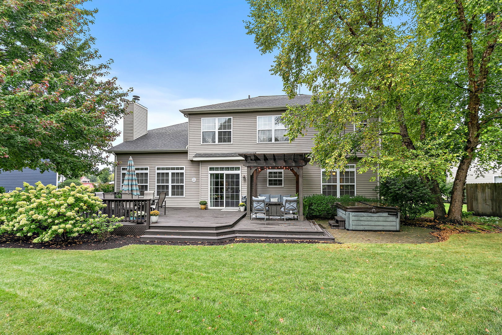 main property photo 36