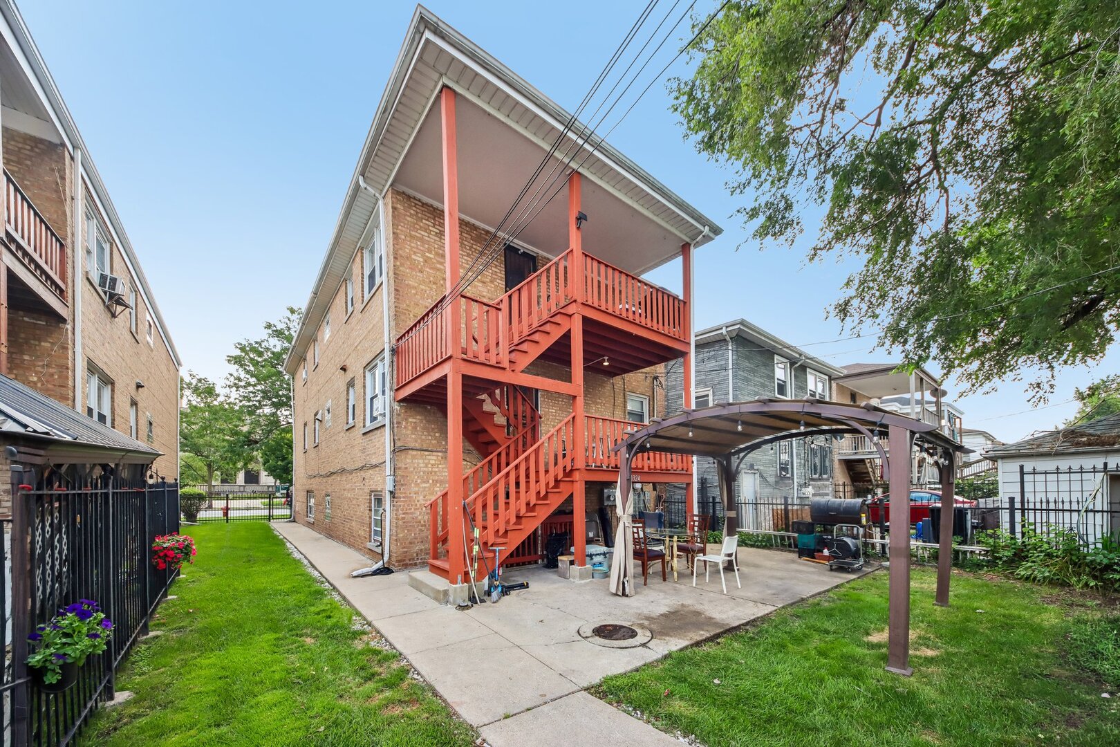 main property photo 26