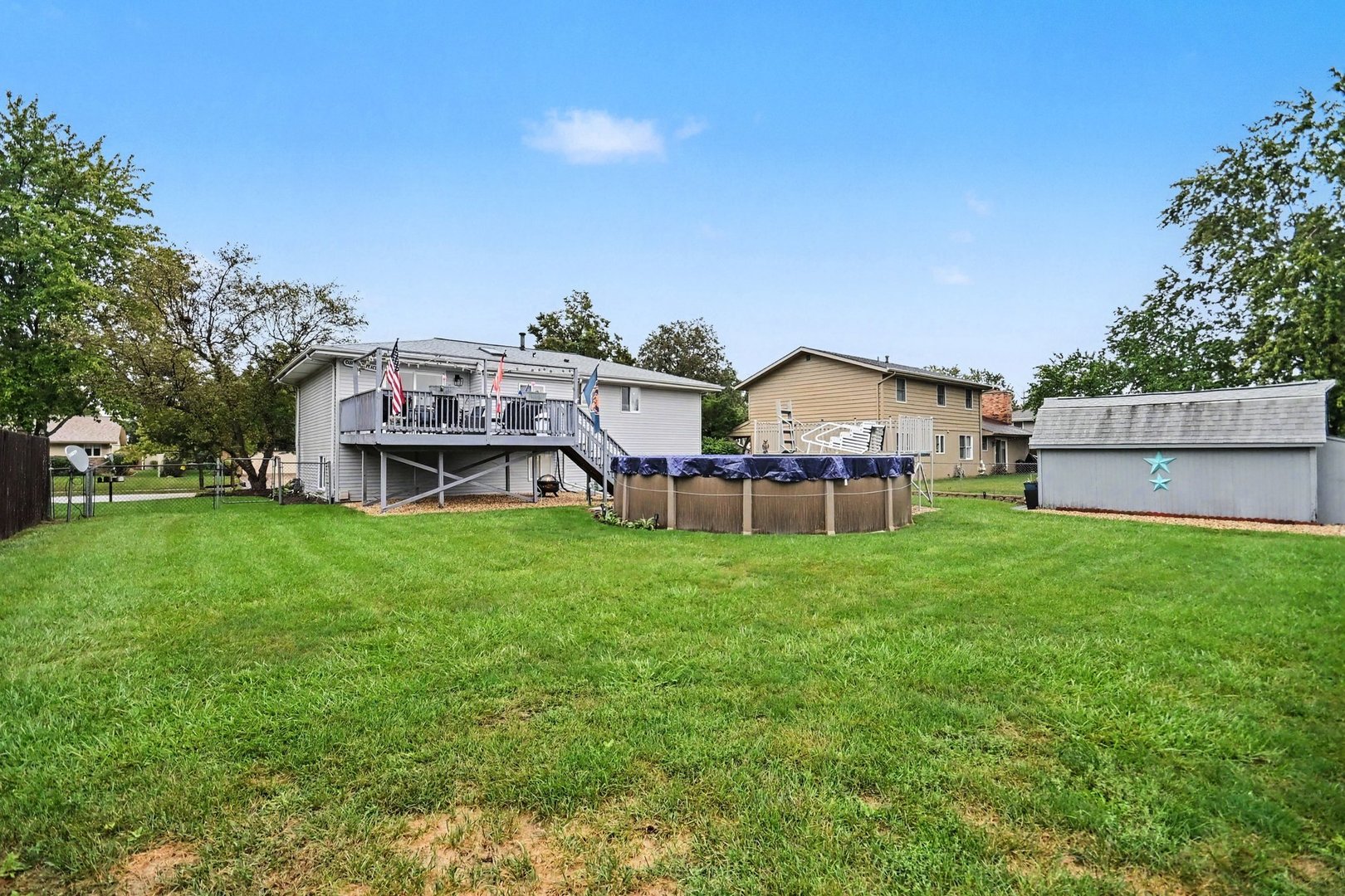 main property photo 30