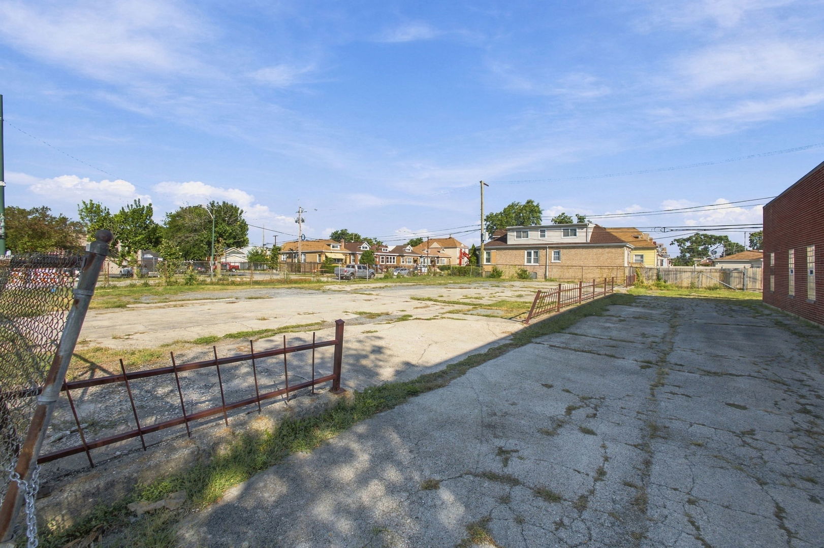 main property photo 20