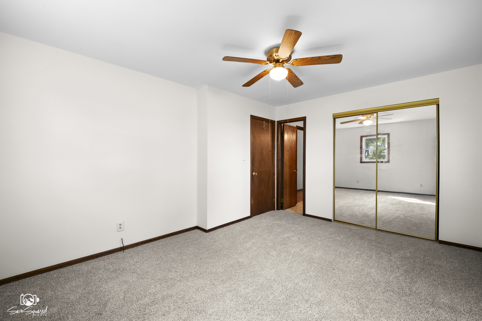 property viewer photo 17