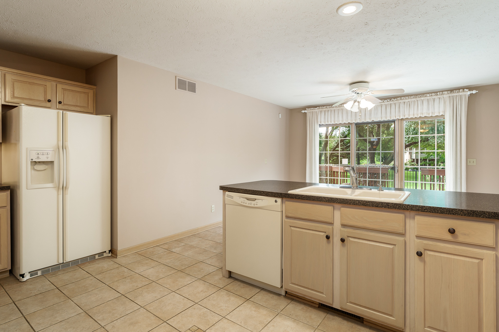 property viewer photo 13