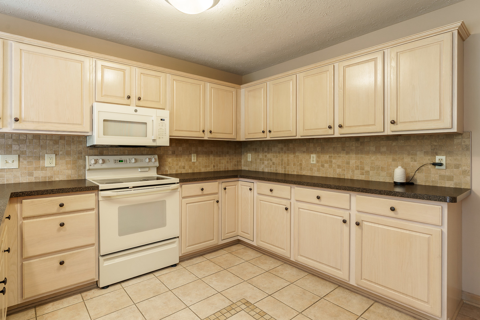 property viewer photo 14