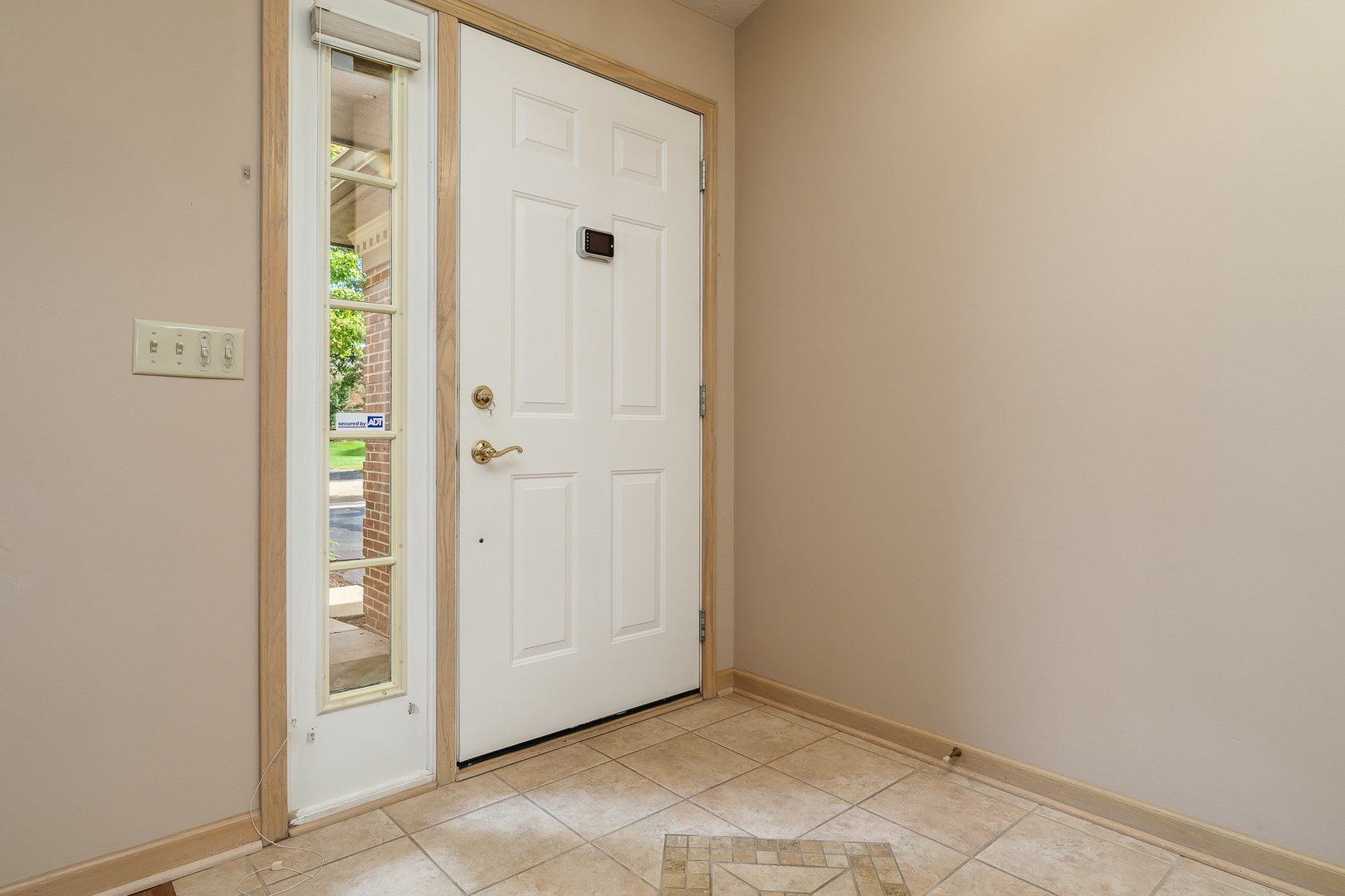 property viewer photo 3