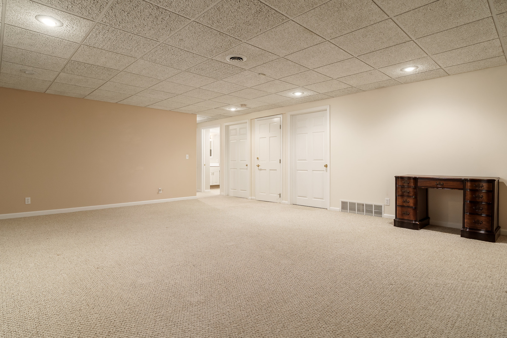 property viewer photo 33