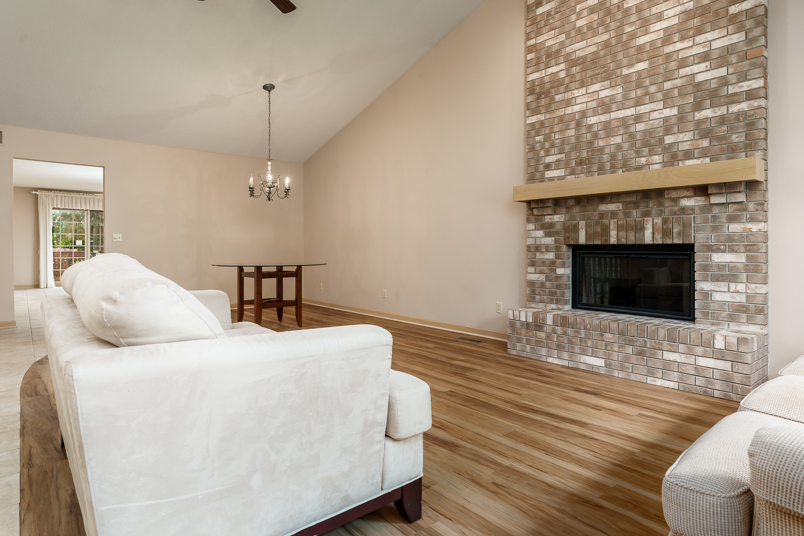 property viewer photo 4