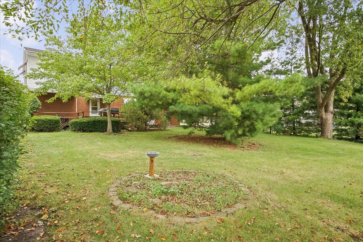 main property photo 37
