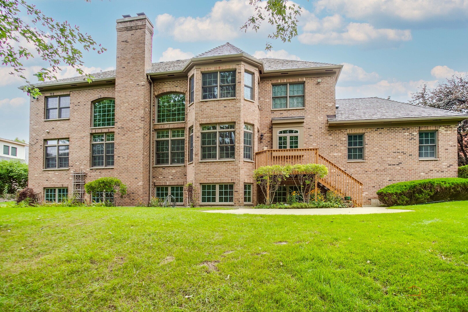 main property photo 38