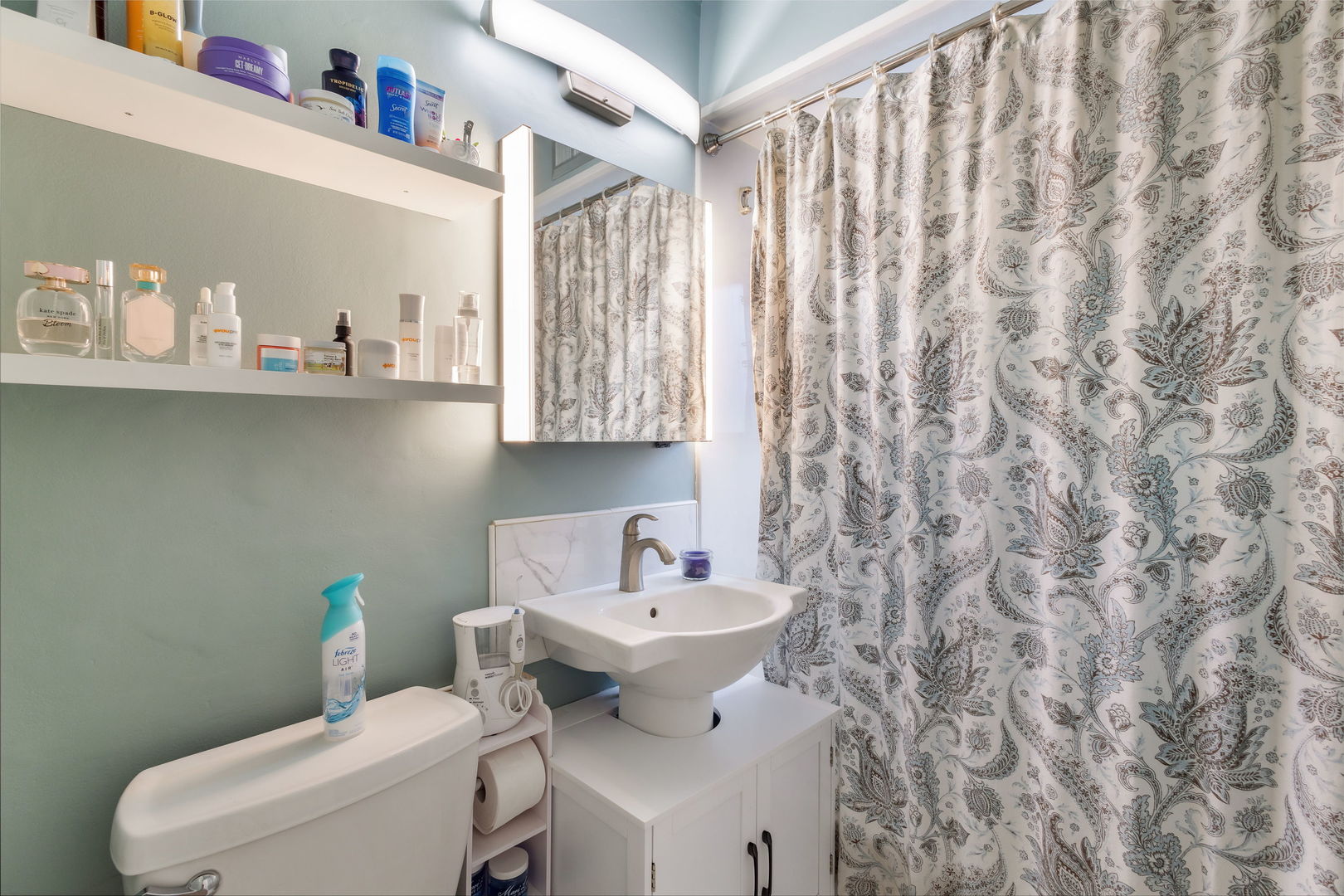 main property photo 18